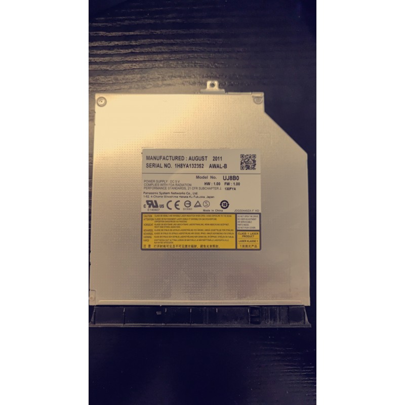 Lecteur de DVD CD UJ8B0